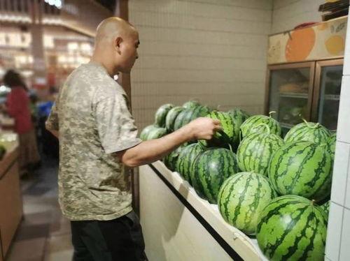 广州邻居吃瓜事件,邻里纠纷背后的社区矛盾与和谐之道