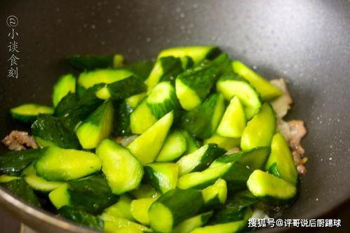 c哥吃瓜,揭秘娱乐圈幕后真相