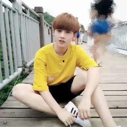 佳佳佳俊吃瓜,揭秘娱乐圈幕后故事